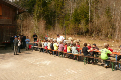 2009_Ugau003