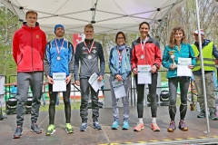 2017-Aulauf1-001 Siegerehrung 10km mit Johannes Trefz