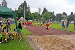 20170709_131000 U10 Staffelweitsprung