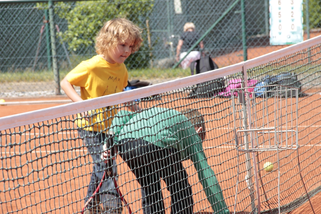 Pfingstaektsch-n15_Tennis_27